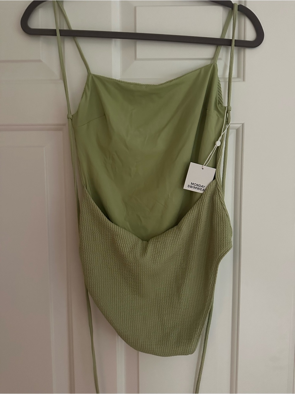 Monday Swimwear Green One Piece Size M - Picture 4 of 5